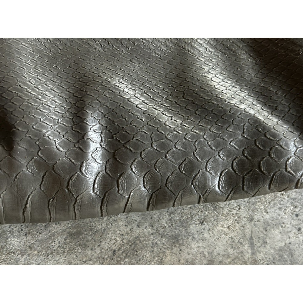 Marc By Marc Jacobs Gray Python Embossed Leather … - image 7